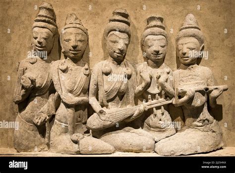 Dvaravati Relief: A Glimpse into the Mystical World of Ancient Thailand!